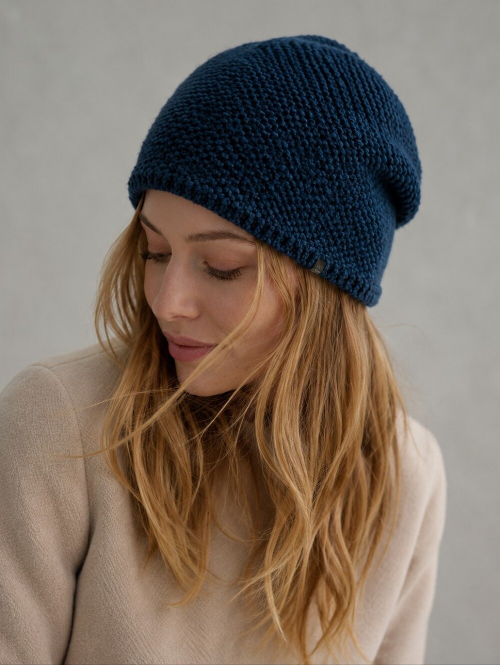 Shupaca Alpaca Wool Knit Beanie Navy Blue One Size